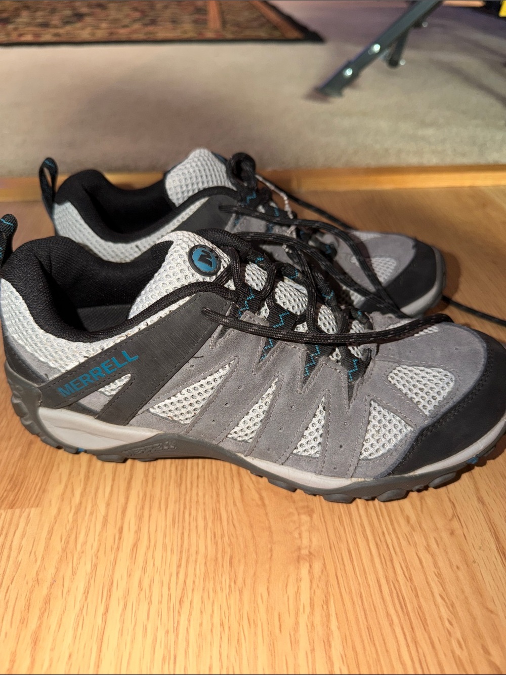 Merrell accentor 2 Boot Gray and Blue women’s Trail Hiking Shoe
